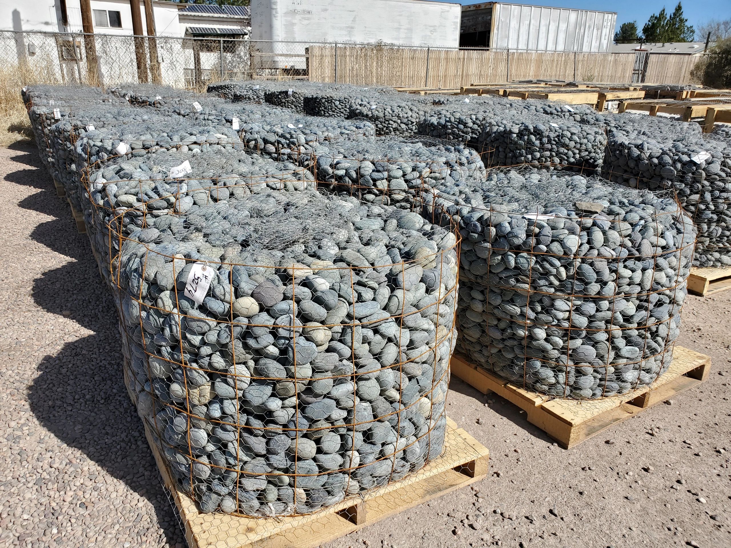 Black Mexican beach pebble bulk supply